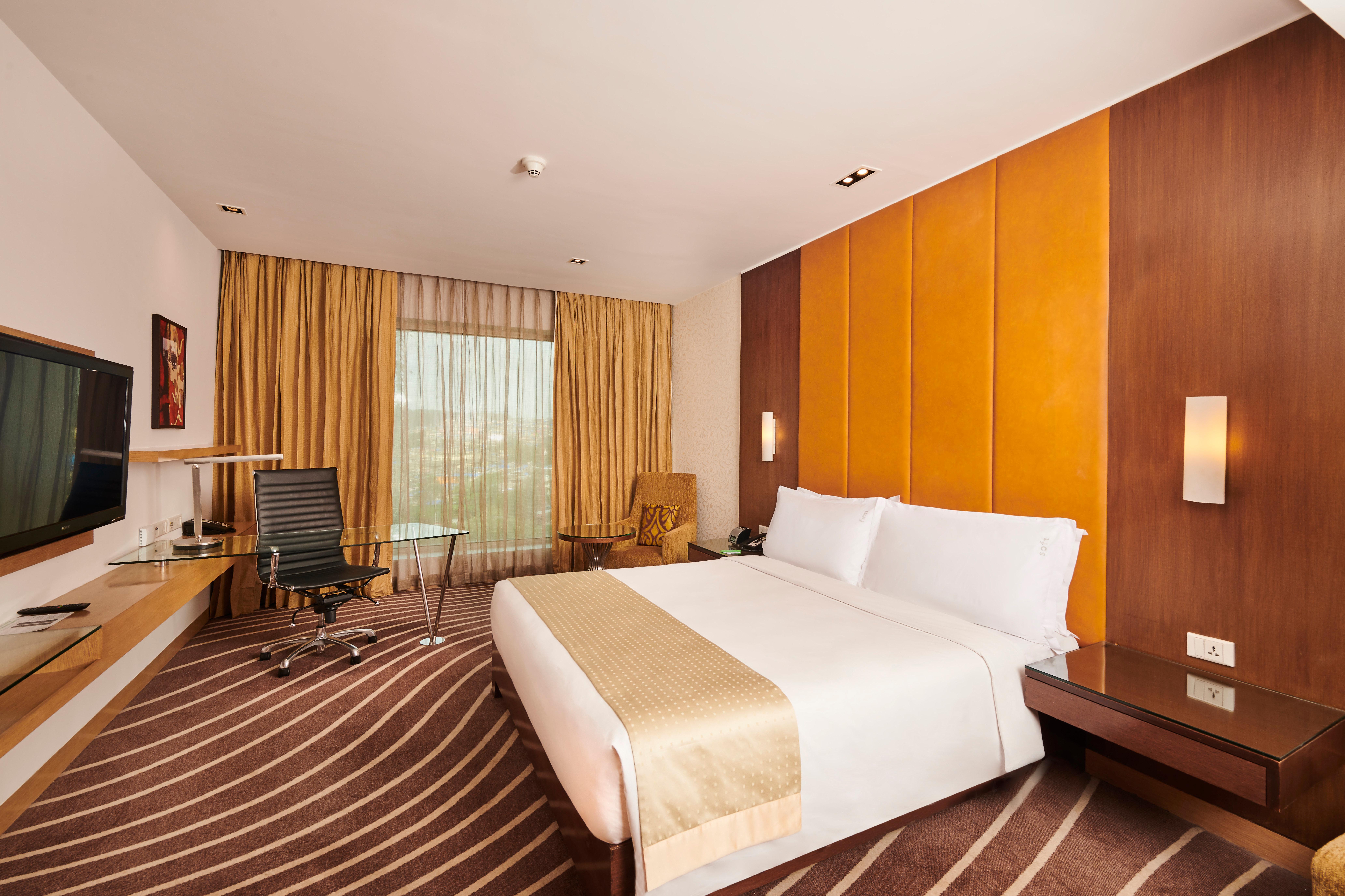Holiday Inn Mumbai International Airport By Ihg Екстериор снимка A room at the hotel