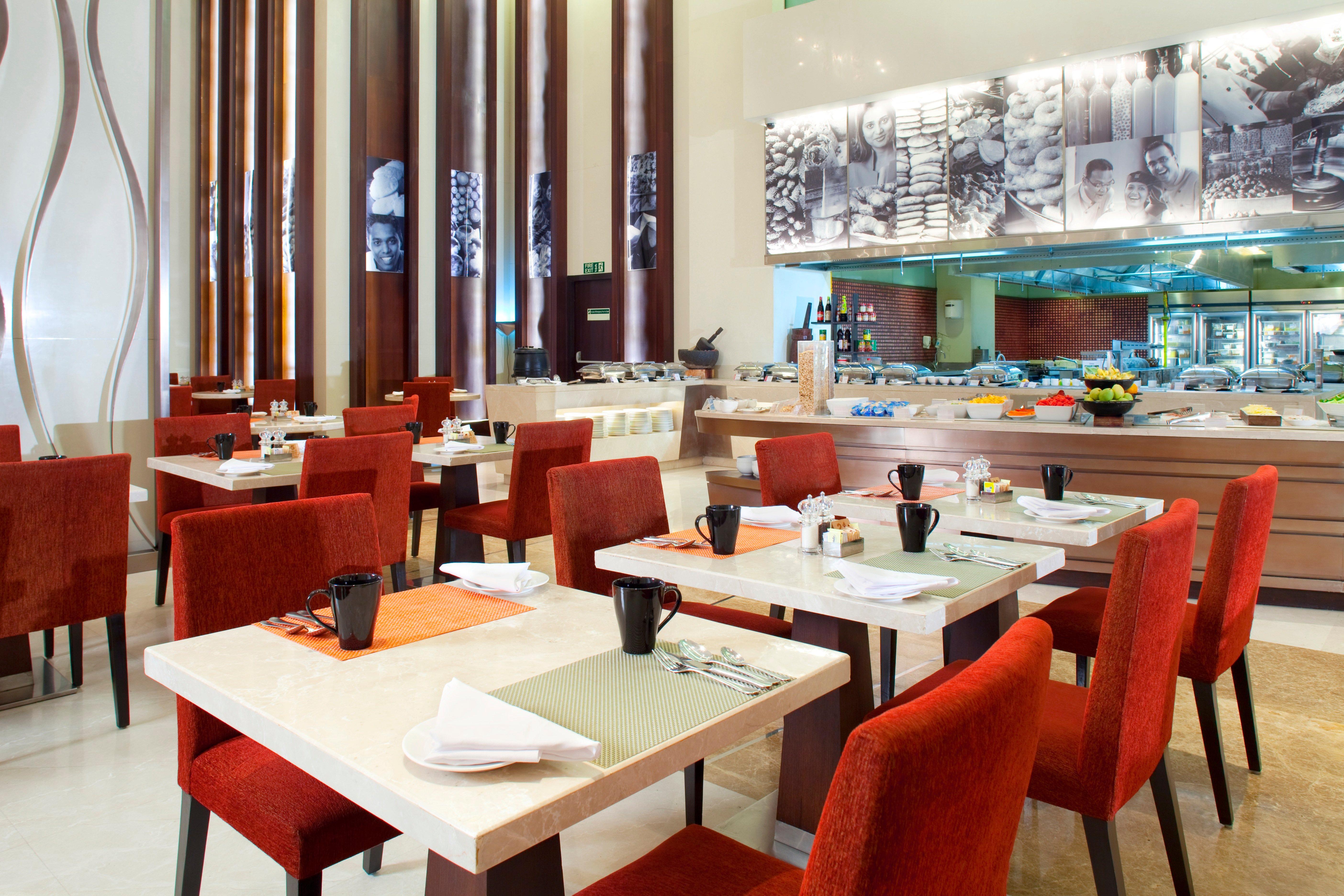 Holiday Inn Mumbai International Airport By Ihg Екстериор снимка The restaurant