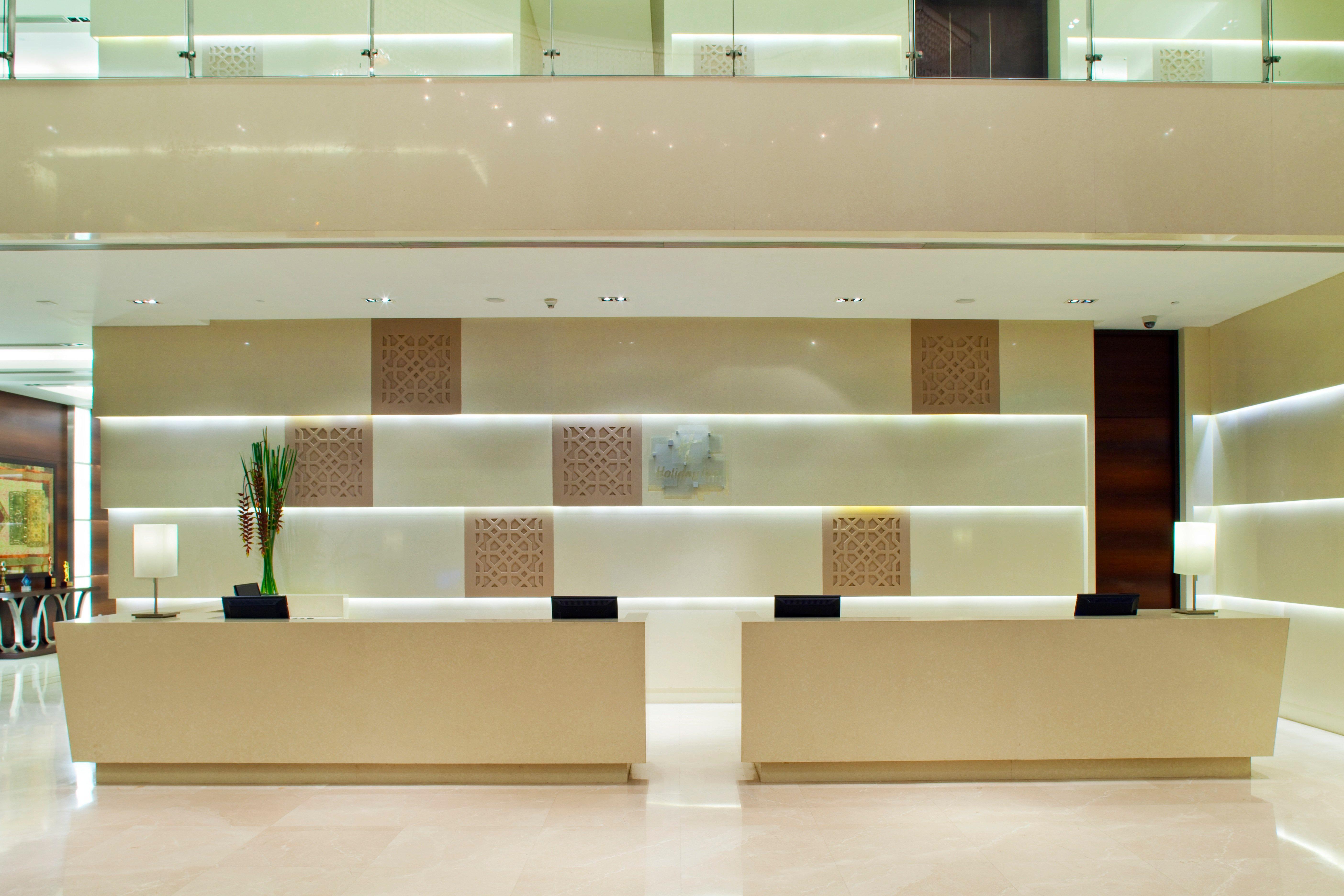 Holiday Inn Mumbai International Airport By Ihg Екстериор снимка The lobby of the hotel